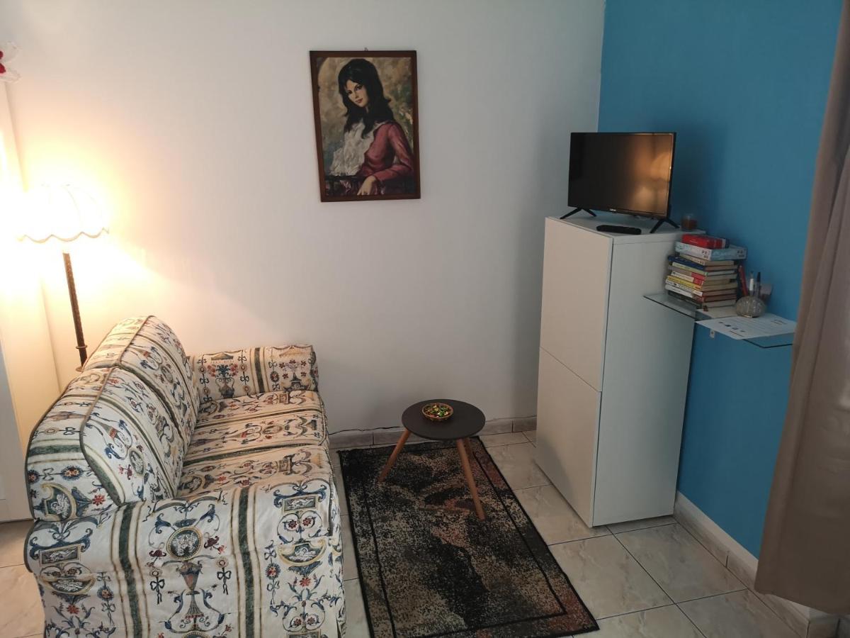Casa Carmela Apartment Cellole Екстериор снимка